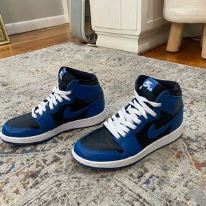 Selling these Nike Air Jordans. One time wear.